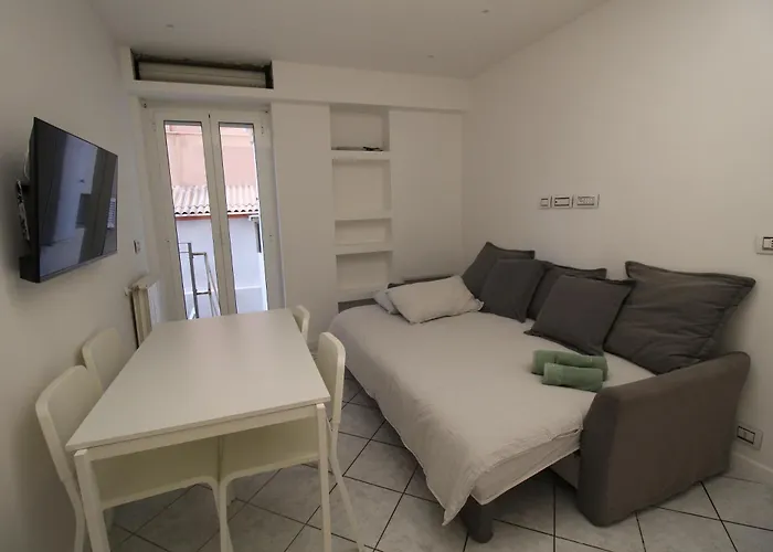 Maresole - By Land Pietra Ligure